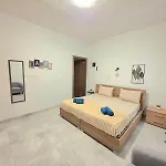 Solaria - Central Beachside 2Br In St Paul'S Bay * 圣保罗湾城