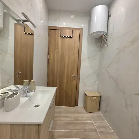 Solaria - Beachside 2br In Apartmán *