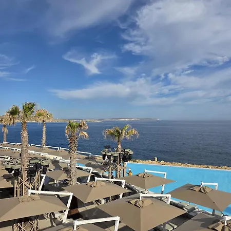 公寓 Solaria - Central Beachside 2Br In St Paul'S Bay *