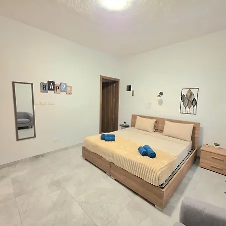 Solaria - Beachside 2br In * St. Paul's Bay