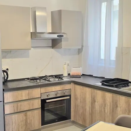 Solaria - Central Beachside 2Br In St Paul'S Bay Appartamento *